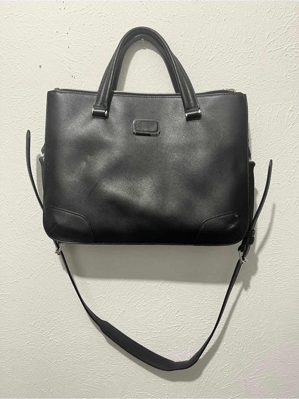 TUMI Black Leather Carryall Tote Bag | Satchel Shoulder Bag Travel & Work Purse
